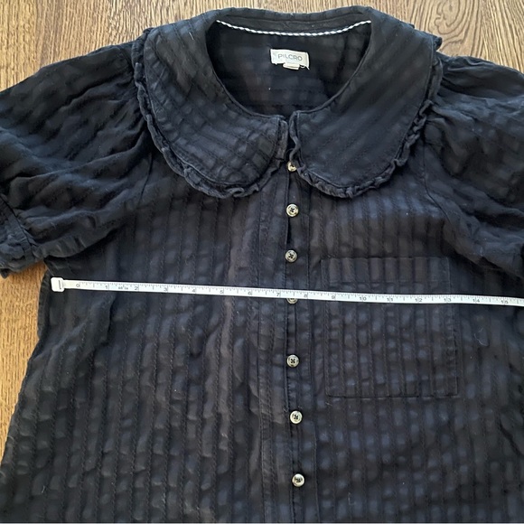 The Keira Blouse by Pilcro - Picture 2 of 2